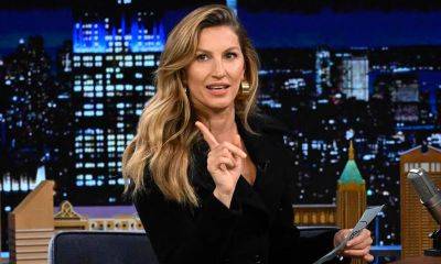 Gisele Bündchen is reportedly ‘concerned’ and ‘disappointed’ by jokes made at Tom Brady’s Netflix roast - us.hola.com - Miami