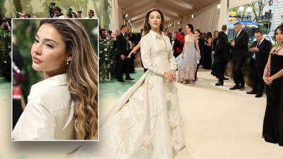 'Outer Banks' star Madelyn Cline wore eBay jewelry to the Met Gala - www.foxnews.com - New York