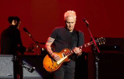 Watch Pearl Jam’s Mike McCready fall from stage but continue to play guitar solo - www.nme.com - Britain - USA - Manchester - Seattle - Dublin - city Vancouver