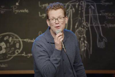 Hank Green’s ‘Pissing Out Cancer’ Stand-Up Special to Launch ‘Dropout Presents’ Comedy Series - variety.com - Los Angeles - county Woods - county Lamar