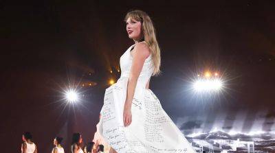 Taylor Swift Adds 7 'TTPD' Songs to Eras Tour - See New Costumes & Stage Elements! - www.justjared.com - France