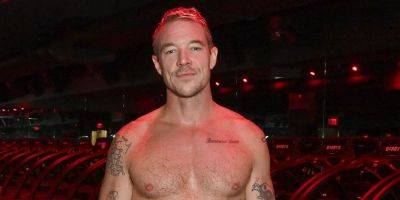 Diplo Takes Off His Shirt, Looks Seriously Ripped While Hosting Barry's Class for His Run Club - www.justjared.com - Las Vegas - city Rio De Janeiro - Santa Monica