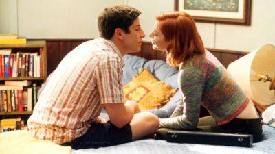 Alyson Hannigan Explains Why She Initially Refused To Sign On For ‘American Pie 2’ - deadline.com - USA