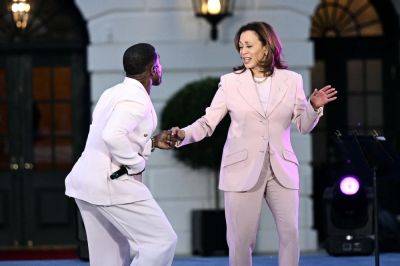 Kirk Franklin Gets Kamala Harris To Dance On Stage At White House Juneteenth Concert - deadline.com