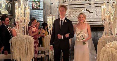 Naomi Watts walked down aisle by towering son Sasha, 16, as she weds Billy Crudup for second time - www.ok.co.uk - city Mexico City