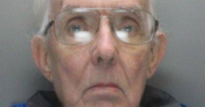 Predatory paedophile told he wouldn't survive jail dies from cancer behind bars - www.manchestereveningnews.co.uk