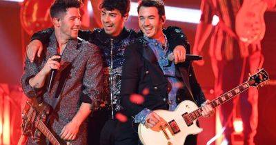 Jonas Brothers singer, 36, diagnosed with cancer - www.ok.co.uk