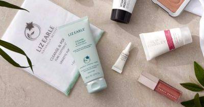 Boots shoppers who spend £45 today get £100 of free luxury beauty from Liz Earle, Bobbi Brown and Urban Decay - www.manchestereveningnews.co.uk - Poland