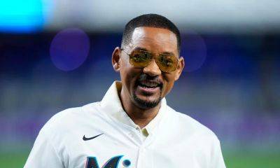 Will Smith reveals a ghost rushed him out of his hotel room - us.hola.com - Britain - county Martin - county Fallon - city Lawrence