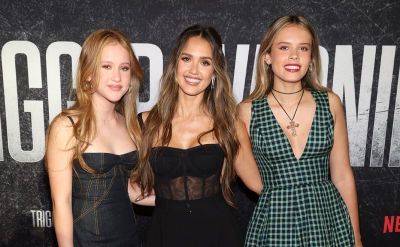 Jessica Alba Walks Red Carpet with Her Two Daughters at 'Trigger Warning' Premiere! - www.justjared.com - Los Angeles