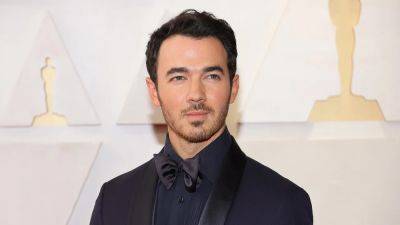 Kevin Jonas shares skin cancer diagnosis, documents removal surgery - www.foxnews.com