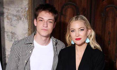 Kate Hudson and her son Ryder share rare photo at fashion show in Italy - us.hola.com - Italy - county Hudson