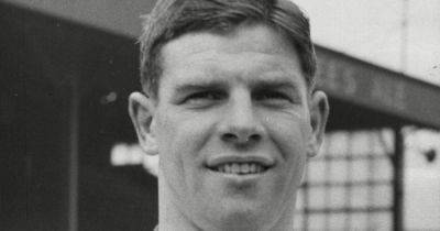 'Club legend' FA Cup winner and former England defender dies aged 94 - www.manchestereveningnews.co.uk - Sweden - Manchester