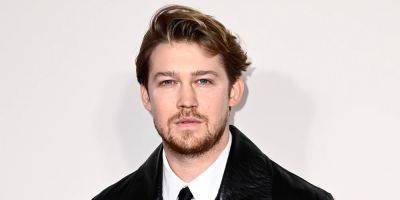 Joe Alwyn Indirectly Addresses Rumor This 'Tortured Poets Department' Songs is About Him - www.justjared.com