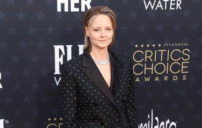 Jodie Foster explains why her mum let her do adult roles as a child - www.nme.com - county Martin