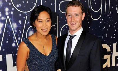 Mark Zuckerberg, his wife Priscilla, and their daughters relax in a yacht in Mallorca - us.hola.com - Spain - India
