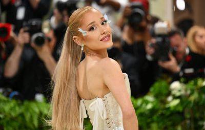 Ariana Grande defends “voice switch” in viral interview video - www.nme.com