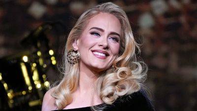 Adele Shuts Down Homophobic Heckler At Las Vegas Residency Show - deadline.com - Las Vegas