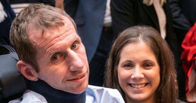 'He made the world a better place to be' - Rob Burrow's wife pays moving tribute to 'inspirational' husband - www.manchestereveningnews.co.uk - Britain