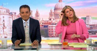 GMB's Kate Garraway suffers hair 'crisis' on-air as co-star forced to halt show and help - www.ok.co.uk - Britain