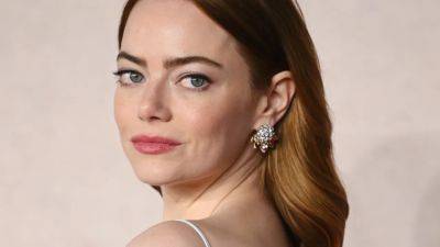 Emma Stone Is Back to Super Dark Brunette — See the Photos - www.glamour.com - New York - Hollywood