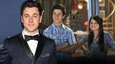 David Henrie Teases ‘Wizards Of Waverly Place’ Sequel Series With Selena Gomez: “She Has Such A Quick Wit That’s Only Gotten Stronger” - deadline.com