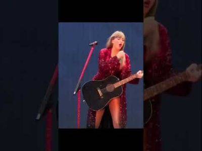 Taylor Swift Swallowed A Bug During Her London Concert! LOLs!!!!!! - perezhilton.com