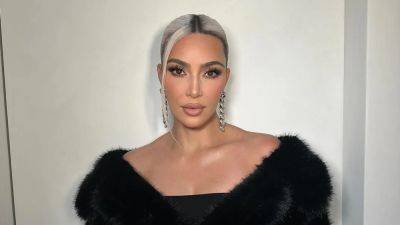 Kim Kardashian Took ‘Hair Weave’ Literally - www.glamour.com - city Appleton