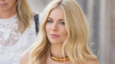 Sienna Miller Introduces the Wonky Dress to the Wild West - www.glamour.com - Los Angeles - USA - Utah