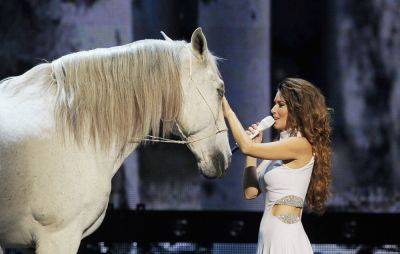 Shania Twain wants to “borrow” a horse for Glastonbury 2024 legends slot - www.nme.com