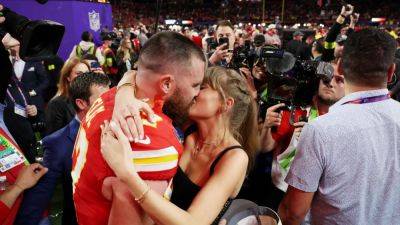 Travis's Kelce's Football Team Is Making a Hallmark Movie About a ‘Chiefs Love Story’ - www.glamour.com - Kansas City