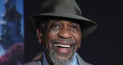 The Bodyguard star Bill Cobbs dies aged 90 as tributes pour in for veteran actor - www.ok.co.uk - New York - USA - California - Houston - Ohio - county Cleveland