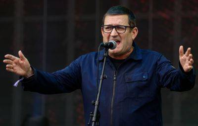 Paul Heaton recalls “mind-blowing” first experience of playing Glastonbury in 1986 - www.nme.com