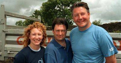 BBC Ground Force’s Charlie Dimmock’s affair with co-star that ended 13 year relationship - www.ok.co.uk - Ireland - Thailand