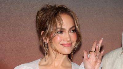 Jennifer Lopez Just Served Up A Ponytail So Long, We're Still Waiting For The Ending - www.glamour.com