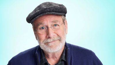 Martin Mull Dies: ‘Clue’, ‘Roseanne’ & ‘Fernwood 2 Nite’ Star Was 80 - deadline.com - county Norman