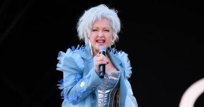 Glastonbury fans say 'give her some respect' as Cyndi Lauper stuns with same detail - www.manchestereveningnews.co.uk - London - New York - USA