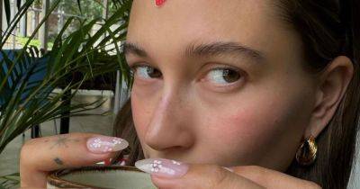 Create Hailey Bieber's cherry blossom nail art at home with this easy tutorial - www.ok.co.uk - Hague - Poland