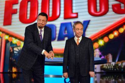 ‘Penn & Teller: Fool Us’ Renewed For Season 11 At The CW - deadline.com - USA - Las Vegas - county Teller