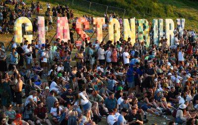 Fans react as full Glastonbury 2024 line-up and schedule reveals new names and clashes - www.nme.com - Nigeria