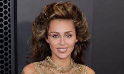 Miley Cyrus calls out the GRAMMYs and reveals if she’ll ever act again - us.hola.com - Montana