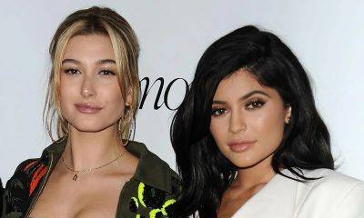 Kylie Jenner shares throwback with Hailey Bieber: ‘We’re moms now’ - us.hola.com