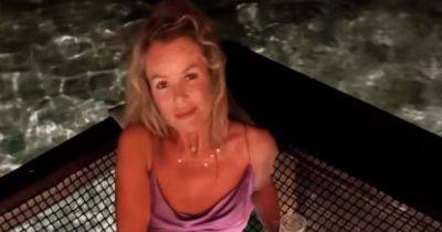 Amanda Holden posts unexpected 'naked in Spain' clip leaving fans puzzled - www.manchestereveningnews.co.uk - Britain - Spain - Italy