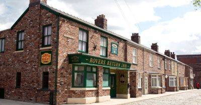 Coronation Street character returns from the dead in latest soap twist - www.ok.co.uk - county Oliver - Indiana