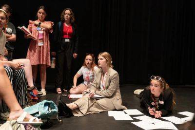 The Kids Are Alright: Emmy Contender “Girls State” Shows (Functioning) Democracy In Action - deadline.com - Texas - state Missouri