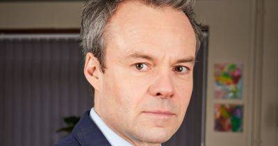 Casualty's Patrick Onley star Jamie Glover has very famous dad who starred in iconic films - www.ok.co.uk - Indiana