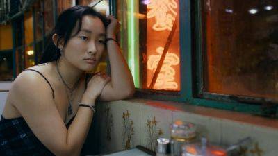 Lulu Wang Discovered Hong Kong’s Hidden Neighborhoods, Noodle Shops and Speakeasies While Shooting ‘Expats’ - variety.com - Britain - China - Hong Kong - city Hong Kong